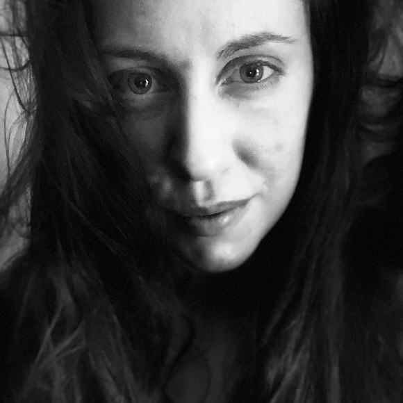 Meet your Posher, Marin - Picture 1 of 2